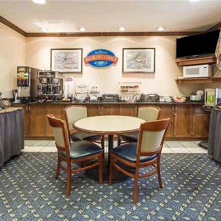 Baymont By Wyndham Waterford/Burlington Wi 