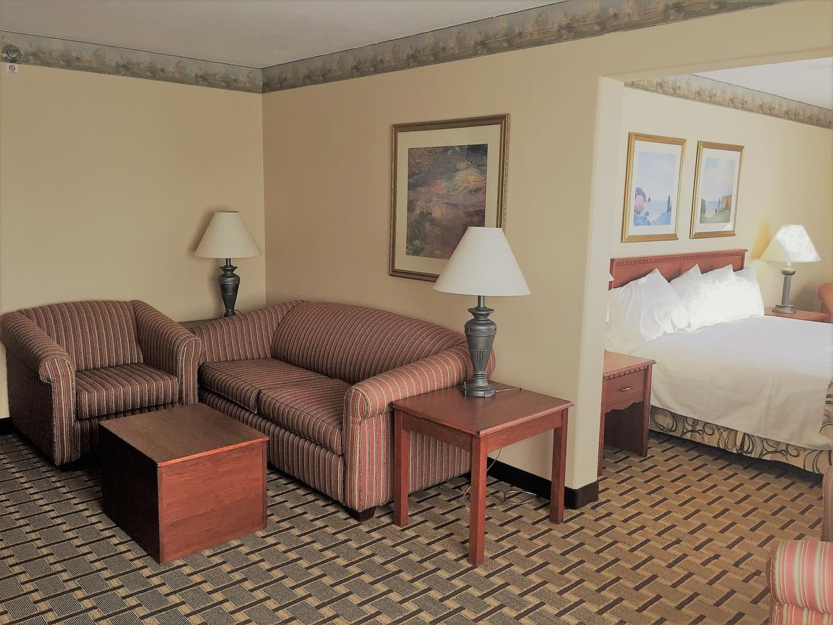 Baymont By Wyndham Waterford/burlington Wi 2*